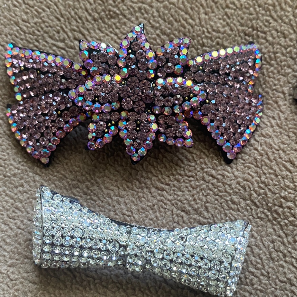 Hair Clips - Picture 2 of 5